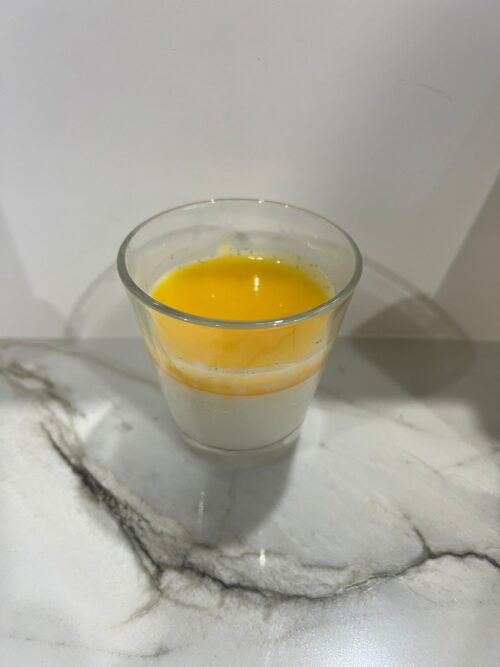 Panna Cotta maison au coulis de mangue